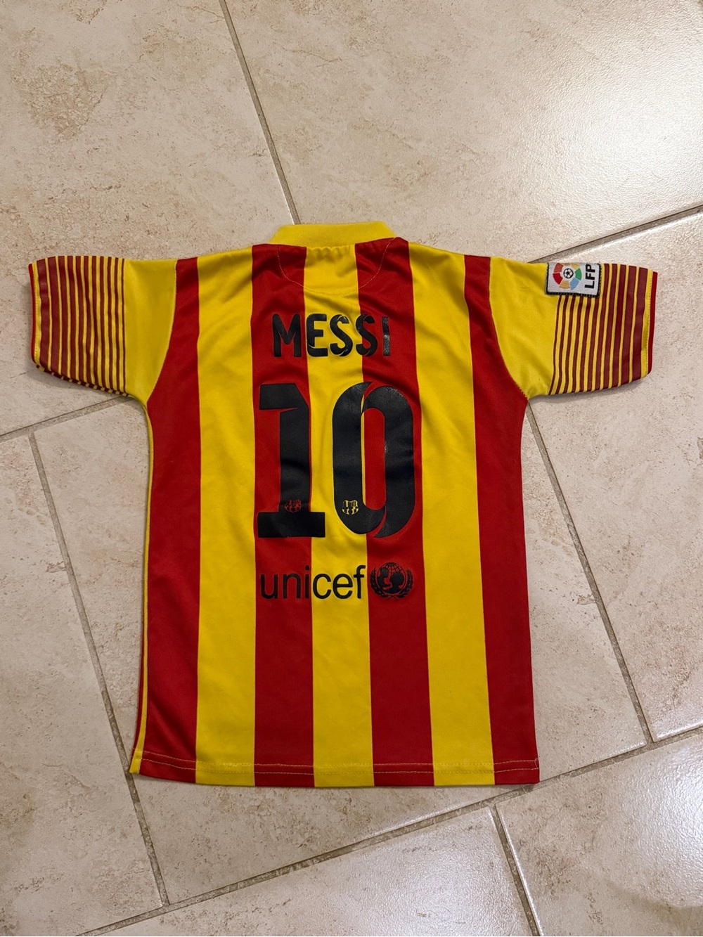 Nike Barcelona 2013-2014 Lionel Messi Jersey Toddler size 8 small